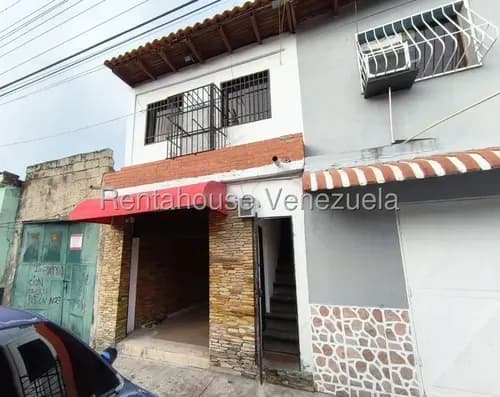 Local En Venta En El Centro En Turmero Aragua 26-14542 Irrr