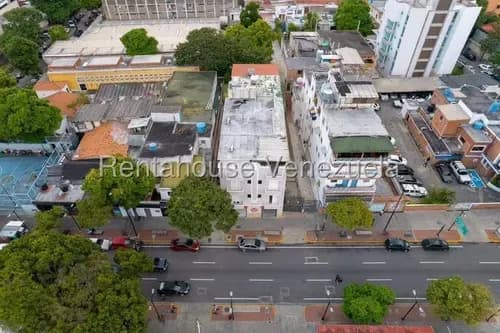 Ev // Ncreible Edificio De Inversion, Ubicado En La Calle Mas Transitada De Chacao. Conformado Por 13 Apartamentos, Y Un Local Comercial. En Venta - Chacao // Mls #26-4178