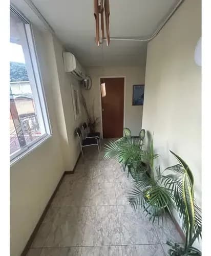 Alquilo Cubiculos 18m2 Los Caobos 4005