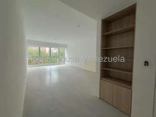 ¡penthouse Con Ubicación Inmejorable, Edificio De Nueva Data Y Apartamento Para Vestir Y Estrenar, Tiene Financiamiento! - El Rosal - Luis Gomez - Mls #26-19595