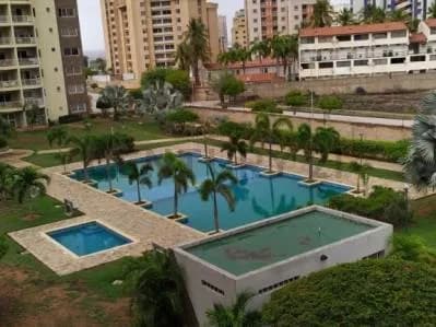Alquiler de Apartamento en Costa Azul ,Conjunto Residencial Carenero.