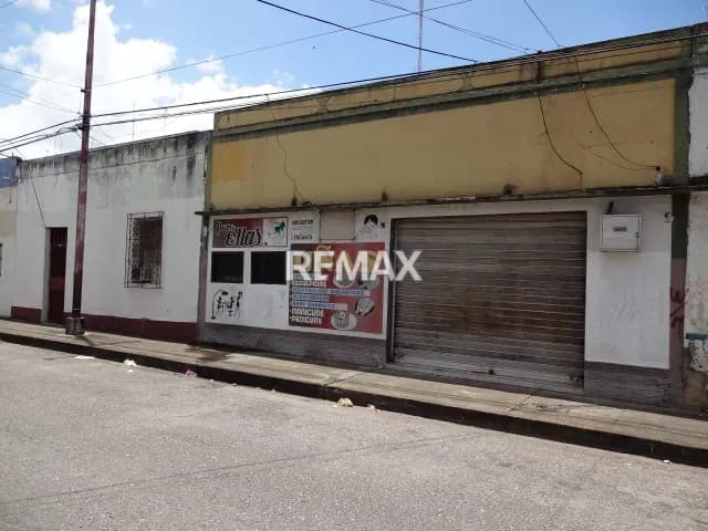 LOCAL COMERCIAL Y CASA EN VENTA EN EL CENTRO DE MATURIN
