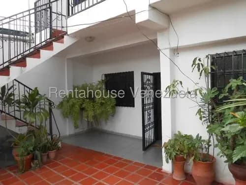 Marianny Gonzalez, Vende Casa Quinta Urb Brisas Del Obelisco Zona Oeste Barquisimeto