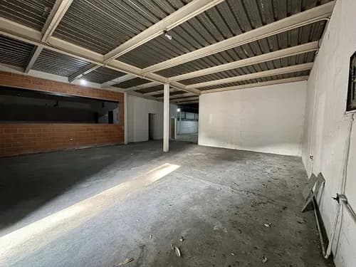 Rosaura Isla Vende Local Comercial En Av. Bolivar Frente Al Misael Delgado Cod 321009
