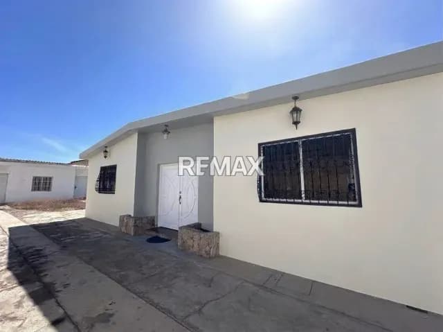 Casa en alquiler - $300