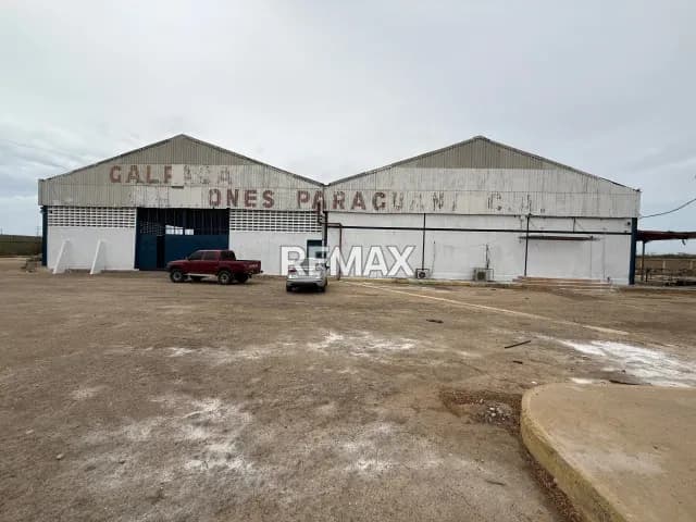 Local Comercial en alquiler - $2k