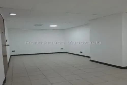 Oficina En Alquiler Funcional, Cómoda Y Lista Para Operar. Gustavo 26-6942