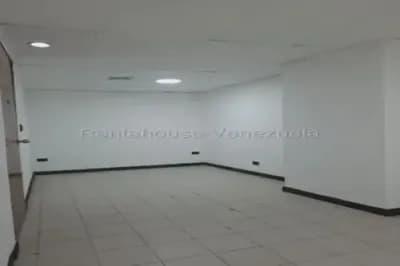 Oficina en alquiler en distrito-capital - $550