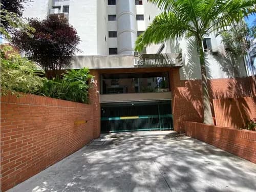 Apartamento En Venta En Urb El Bosque Resd Himalaya Ej 9959292
