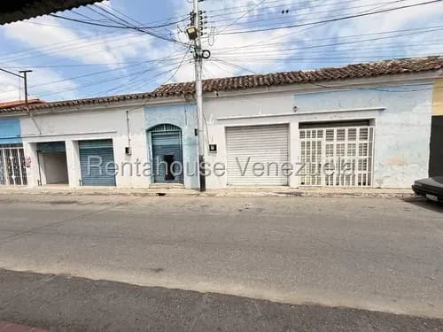 Casa Multipropósito En Venta Yaritagua Estado Yaracuy Ideal Para Inversión O Desarrollo Comercial. La Propiedad Cuenta Con 6 Locales Comerciales Independientes Con Baño. A Pie De Calle Listos Para Ti