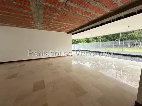 Apartamento En Obra Gris Ubicado En Campo Alegre Ravv