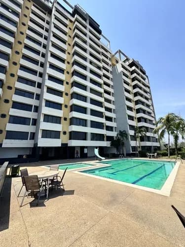 Apartamento En Venta En Lechería, Res. Palma Dorada