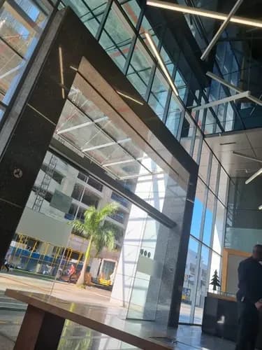 Oficina En Venta Las Mercedes Centro Financiero Madrid 44mts