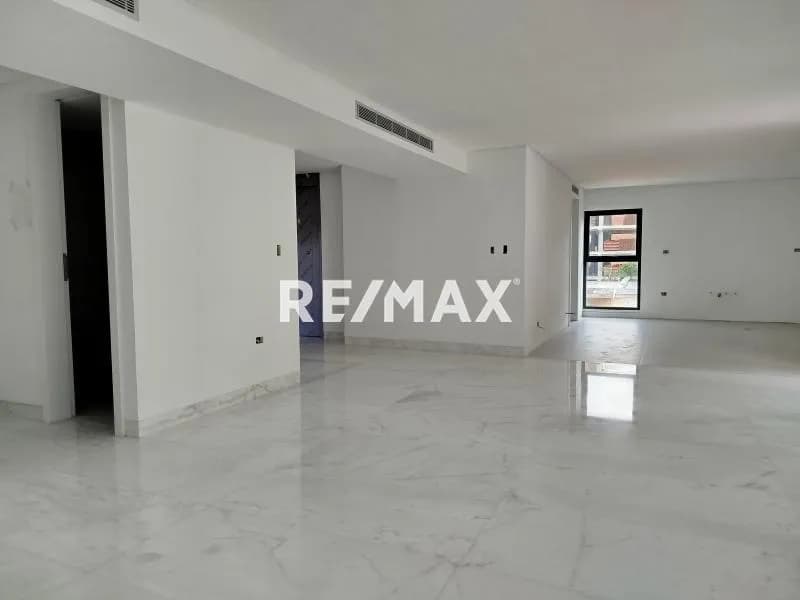 Apartamento P4 244m2 con terraza Los Naranjos de las Mercedes