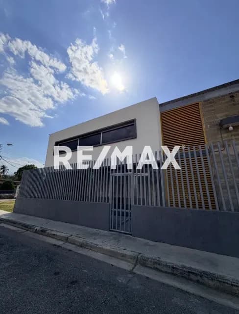 GALPÓN EN ALQUILER DE 503m2 EN CAGUA SECTOR BARRANCON