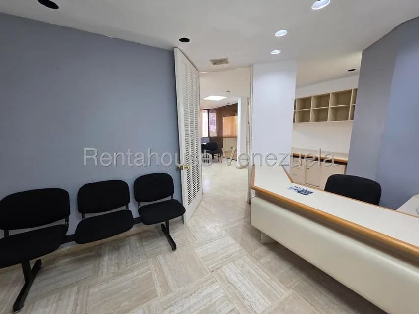 Comercial (Oficina) en Alquiler en Chuao, Distrito Metropolitano