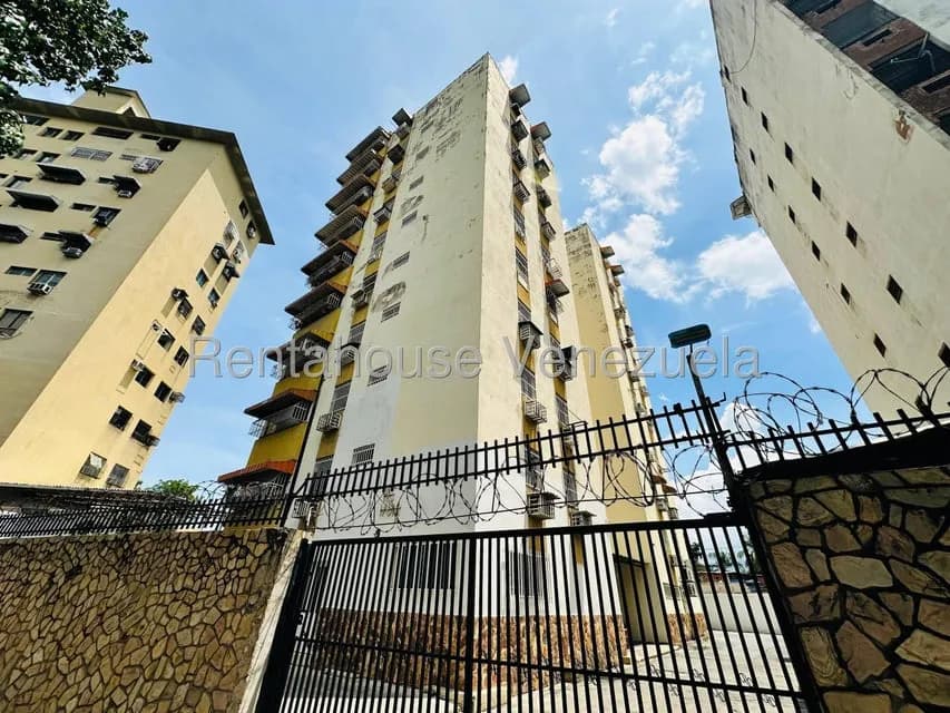 Apartamento (1 Nivel) en Alquiler en El Hipodromo, Aragua
