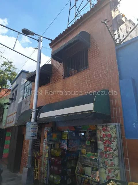Casa (Multipes Niveles) en Venta en Parroquia Santa Rosalia, Distrito Metropolitano
