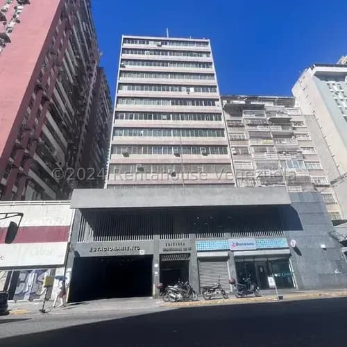 Local Comercial ( Pb / A Nivel De Calle ) Alquiler La Candelaria Mls - 24-17611