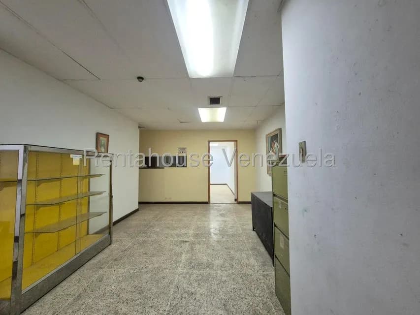 Comercial (Local Comercial) en Venta en Parroquia Santa Teresa, Distrito Metropolitano