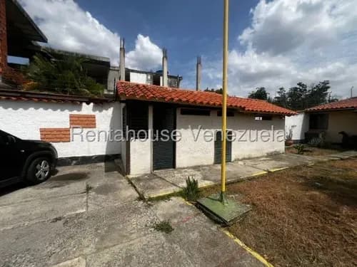 Karen García Vende Espectacular Casa Al Este De Barquisimeto, Cód. 26-14903, Cómoda Y Fresca, Agua Constante,
