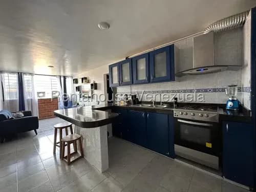 Cd / Cómodo Y Super Bien Mantenido Apartamento De Dos Habitaciones Y Un Baño, En Urbanización Tranquila, Cerca De Comercios Y Transporte Publico, En Venta - La Vega // Mls #26-14009