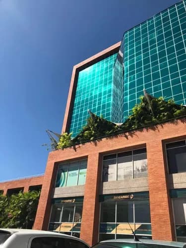 Centro Empresarial Lecheria Oficina Venta Lecheria 95 M2 24-12-13