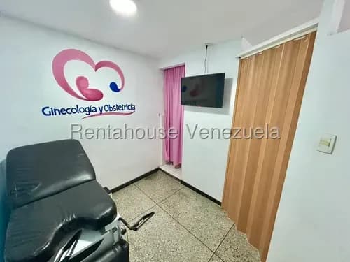 Alquiler Consultorio Médico Amoblado Con Servicio De Asistencia En Avenida Principal De Cabudare,lara Rc