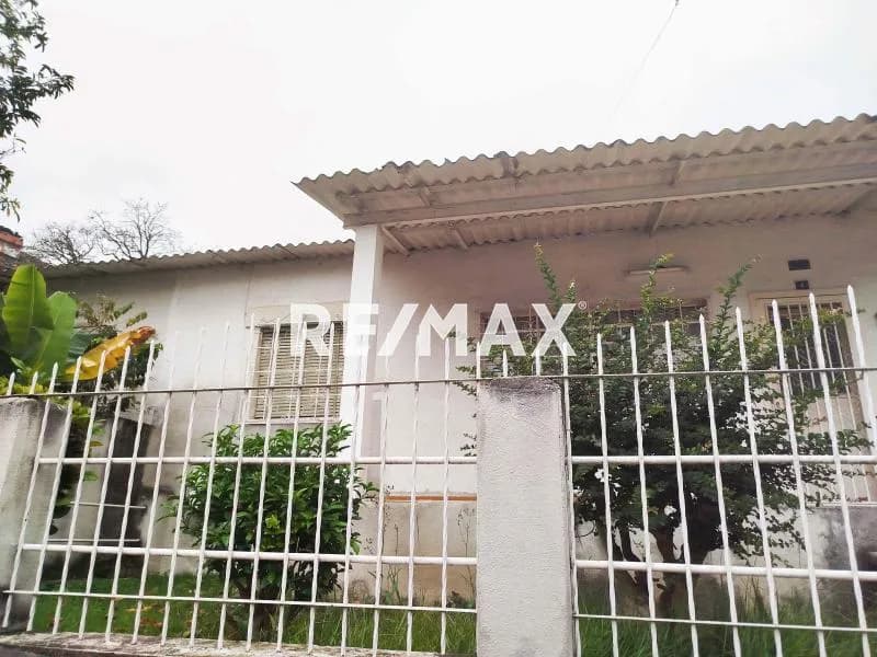 AMPLIA Y CÓMODA CASA EN VENTA EN COCHE