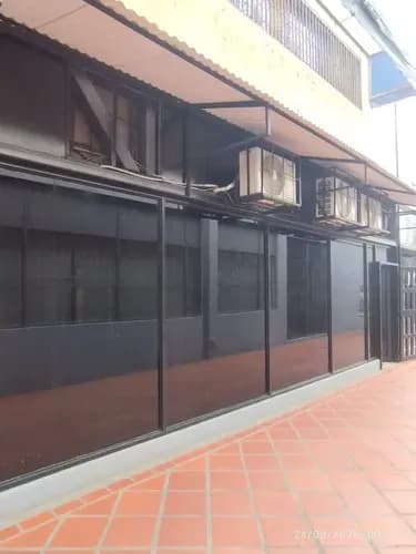 Ana R Molina Inzitu Realtors Alquila Local Comercial Cc Boulevard Industrial Valencia Carabobo Venezuela