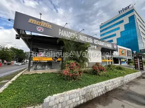 Jesus Teran Vende Local Comercial Amoblado Ideal Para Panaderia, Completamente Operativo Con Alta Afluencia, Ubicado En Este De Bqto. 26-12707