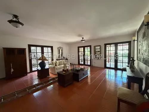 Casa Venta Prados Del Este Calle Cerrada