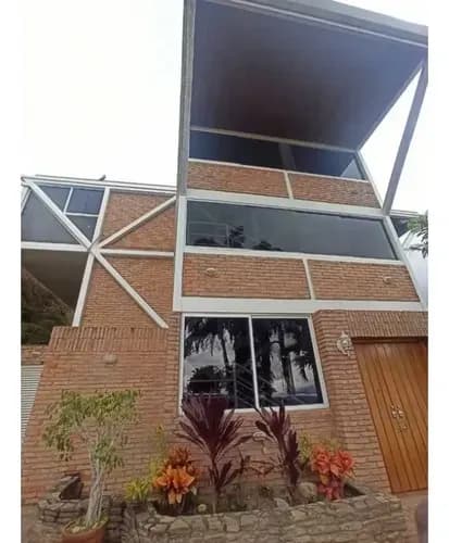 En Venta Casa Oripoto 460 Mts 3h+s/5b+s/8pe