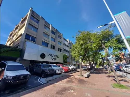 Edificio En Las Mercedes