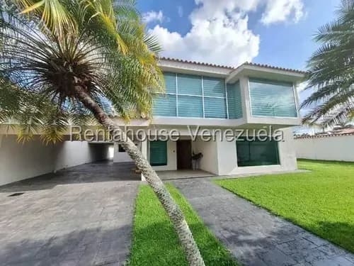 Casa En Venta En Guataparo Valencia Lr Carabobo Lujo Y Comodidad Para Disfrutar En Tu Nuevo Hogar