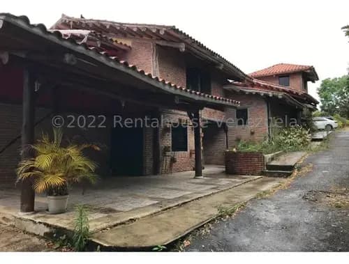 Agp Casa En Venta En Oripoto, Con Estilo Campestre, Clima Fresco, Amplia Terraza 23-3025
