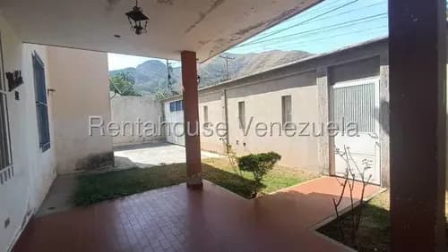 Se Vende Casa Clima De Montaña Pozo De Agua Tanque Subterraneo Con Hidroneumatico La Candelaria 26-14365 Miriam