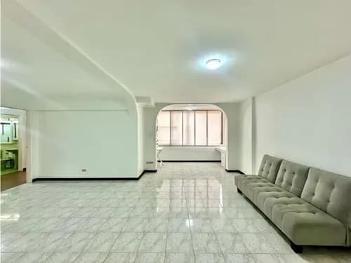 Alquilo Apartamento 120m2 La Urbina 2429