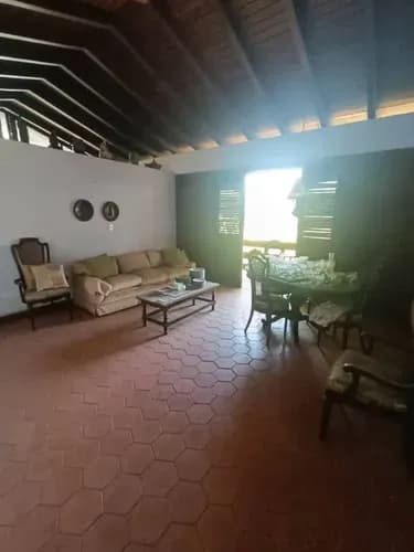Casa En Venta Urb Guaparo, Valencia (gg)