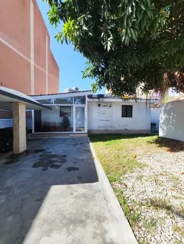 Propiedad De Uso Comercial En Plena Av Romulo Betancourt, Porlamar