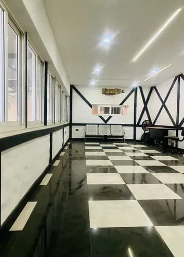 Local Comercial En Venta Ubicado En Zona De Alto Tránsito Av 105 Anzoátegui Sector Los Colorados Área De Terreno 600m2 Área De Construcción 600m2 Estructura Especializada Y De Doble Funcionalid