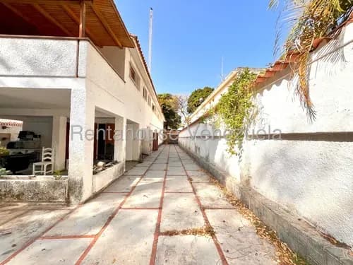 Fg Casa En Venta En La Floresta 25-18679 Jel