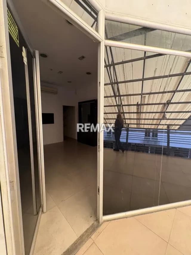 Local Comercial de 36 mts Centro Comercial La Estancia - Cabudare