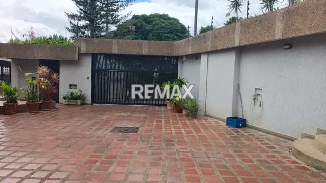 VENTA DE CASA COLINAS DE SANTA MONICA