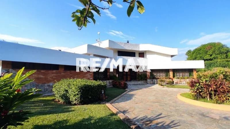 Casa en Venta en El Safari Country Club ,2601 Mtrs2