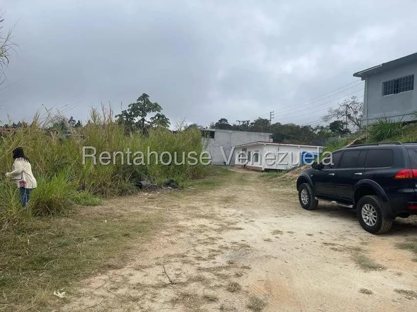 Terreno (Residencial) en Venta en Llano Alto, Miranda
