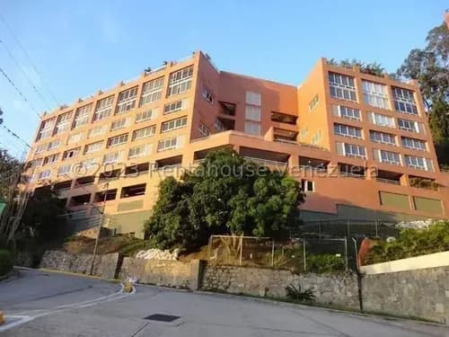 Townhouse Tipo Loft Remodelado En Venta Listo Para Habitar En El Peñon, 159m2, 3h, 3b, 2p, Terraza, Parrillera, Parque, Salón, Calle Cerrada, Vigilancia, Mls #23-20968 Bm