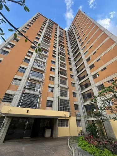 Para Cliente Directo Venta De Apartamento En Valle Abajo.