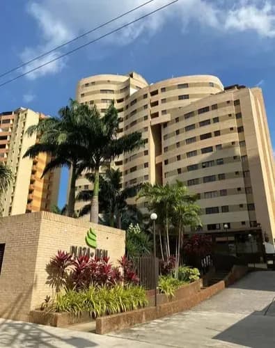 Alquier Apartamento Resd Plaza Real Mañongo Naguanagua Planta Y Pozo Amoblado Lm