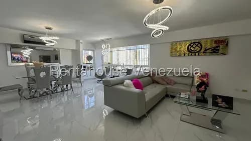 Estupendo Apartamento Completamente Remodelado A La Venta En El Paraíso. Mfl2619821